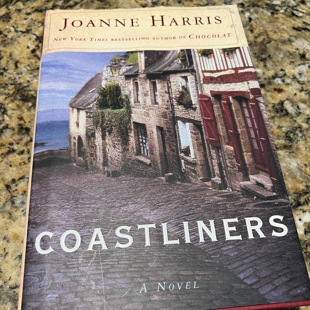 1st edition 2002 Coastliners‎ novel